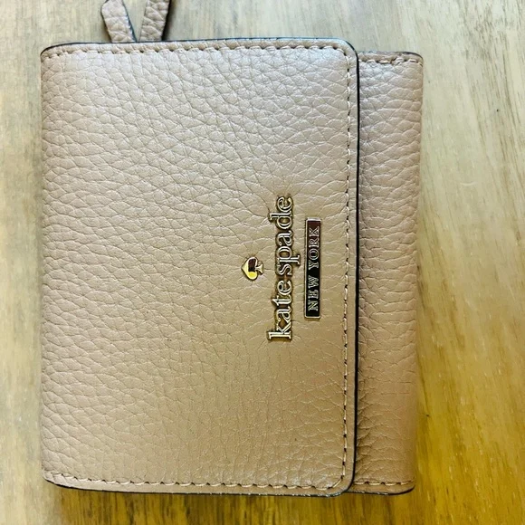 Kate Spade Taupe Leather Wallet - Picture 2 of 9